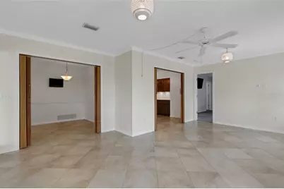 5217 Canterbury Drive, Sarasota, FL 34243 - Photo 17