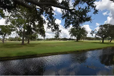 5217 Canterbury Drive, Sarasota, FL 34243 - Photo 5