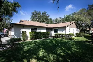 4703 Oak Hill Dr, Sarasota, FL 34232 - Photo 9