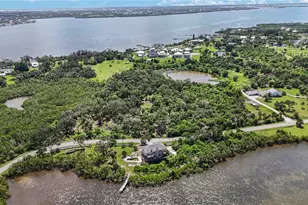 1470 Bayshore Dr, Terra Ceia, FL 34250 - Photo 47