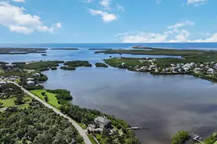 1460 Bayshore Dr, Terra Ceia, FL 34250 - Photo 21