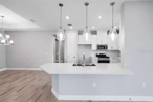 7774 Waning Moon Wy, Sarasota, FL 34241 - Photo 3