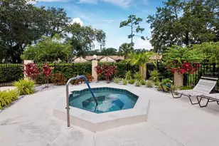 5767 Avista Dr, Sarasota, FL 34243 - Photo 21