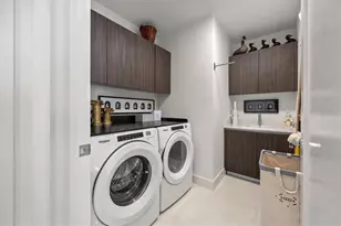 301 Quay Commons, Sarasota, FL 34236 - Photo 27