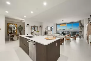 301 Quay Commons, Sarasota, FL 34236 - Photo 9