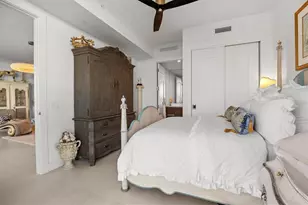 301 Quay Commons, Sarasota, FL 34236 - Photo 23