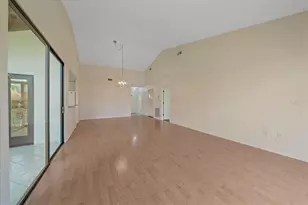 5343 Huntingwood Ct, Sarasota, FL 34235 - Photo 9