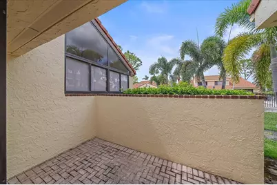 5343 Huntingwood Court #33, Sarasota, FL 34235 - Photo 23
