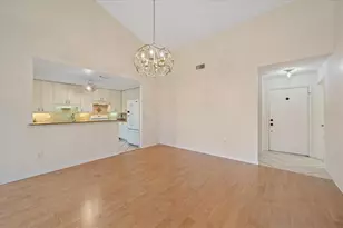 5343 Huntingwood Ct, Sarasota, FL 34235 - Photo 11