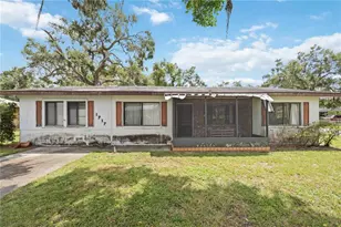 1717 8th St W, Palmetto, FL 34221 - Photo 1