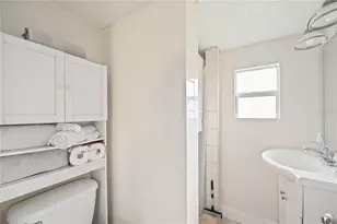 1717 8th St W, Palmetto, FL 34221 - Photo 37