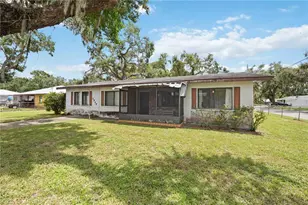 1717 8th St W, Palmetto, FL 34221 - Photo 3