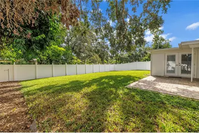 1477 S School Avenue, Sarasota, FL 34239 - Photo 29