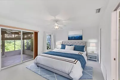 5920 Bonaventure Place, Sarasota, FL 34243 - Photo 21