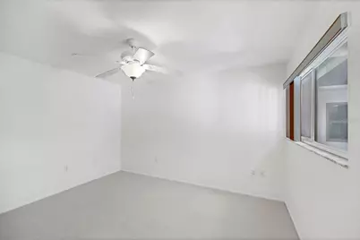 5920 Bonaventure Place, Sarasota, FL 34243 - Photo 29