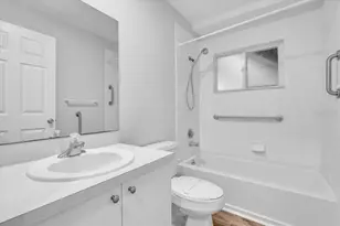 383 Bobby Jones Rd, Sarasota, FL 34232 - Photo 11