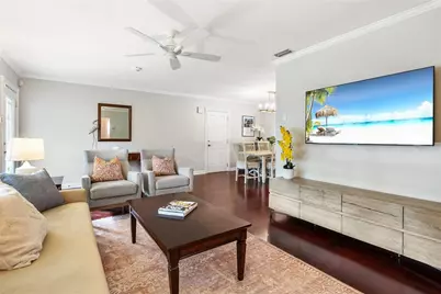 2207 Clematis Street, Sarasota, FL 34239 - Photo 7