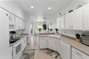 6989 Prosperity Cir, Sarasota, FL 34238 - Photo 3