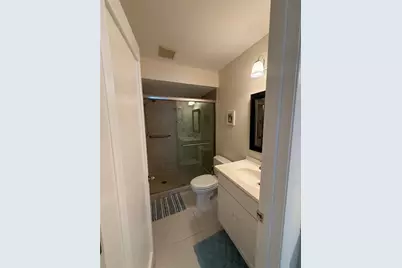 3102 Windrush Bourne #4, Sarasota, FL 34235 - Photo 15