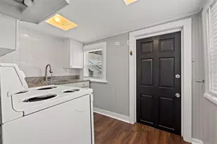 1040 19th Ave N, Saint Petersburg, FL 33704 - Photo 15