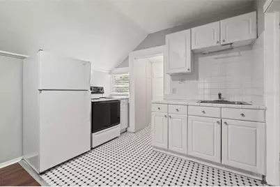 1040 19th Avenue N, Saint Petersburg, FL 33704 - Photo 25