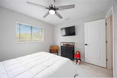 1417 70th Street Court E, Bradenton, FL 34208 - Photo 17