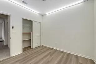 7422 35th Ln E, Sarasota, FL 34243 - Photo 35