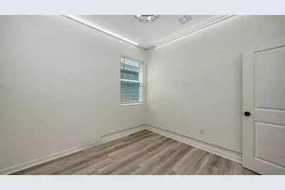 7422 35th Lane E, Sarasota, FL 34243 - Photo 37