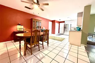 4821 NW 37th Dr, Gainesville, FL 32605 - Photo 9