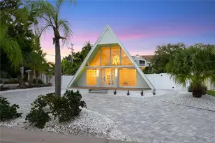 1909 High Point Dr, Sarasota, FL 34236 - Photo 1