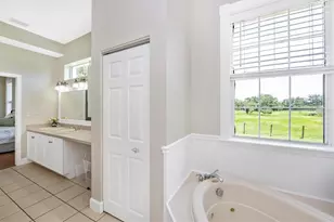 1901 Joshua Dr, Sarasota, FL 34240 - Photo 37