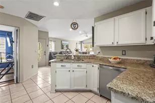 4235 Placid Dr, Sarasota, FL 34243 - Photo 17