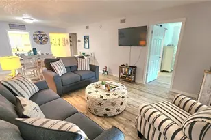 3576 Lake Bayshore Dr, Bradenton, FL 34205 - Photo 17