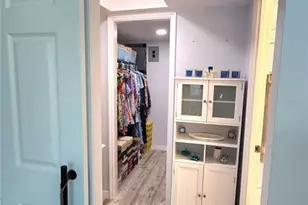 3576 Lake Bayshore Dr, Bradenton, FL 34205 - Photo 23