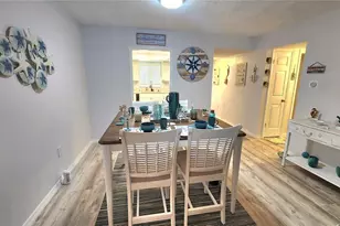 3576 Lake Bayshore Dr, Bradenton, FL 34205 - Photo 7