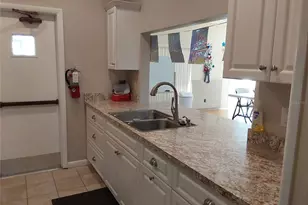 3619 36th Ave Dr W, Bradenton, FL 34205 - Photo 39