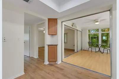 66 Strathmore Boulevard, Sarasota, FL 34233 - Photo 13