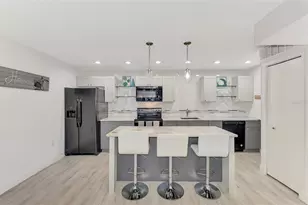 3239 Beneva Rd, Sarasota, FL 34232 - Photo 9