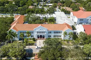 3500 Flores Ave, Sarasota, FL 34239 - Photo 3