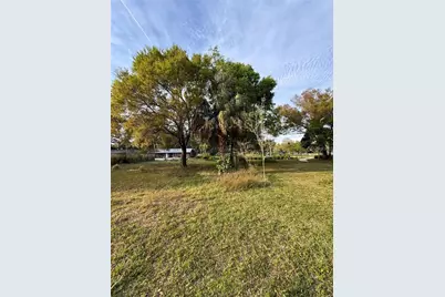 1221 4th Avenue E, Bradenton, FL 34208 - Photo 9