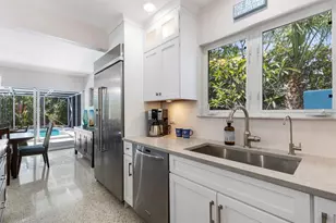 1165 Morningside Pl, Sarasota, FL 34236 - Photo 9