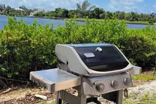 1626 Stickney Point Rd, Sarasota, FL 34231 - Photo 37