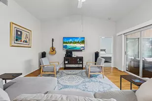 3339 Sheffield Cir, Sarasota, FL 34239 - Photo 15