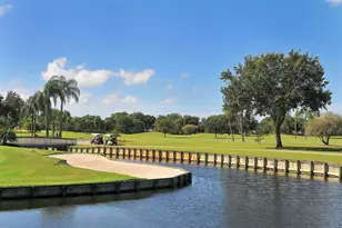 5956 Clubside Dr, Sarasota, FL 34243 - Photo 57