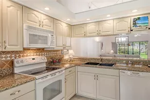 5956 Clubside Dr, Sarasota, FL 34243 - Photo 21