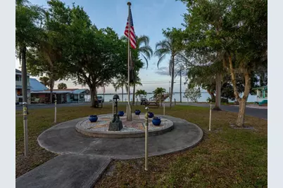 64 Braden Castle Drive, Bradenton, FL 34208 - Photo 21