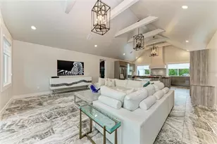 2156 Orchid St, Sarasota, FL 34239 - Photo 7