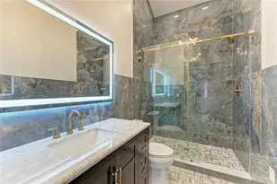 2156 Orchid St, Sarasota, FL 34239 - Photo 39