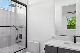 2456 Missara Ln, Sarasota, FL 34231 - Photo 17