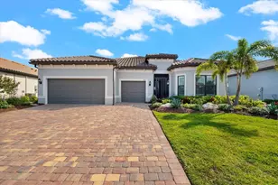 17916 Northwood Pl, Lakewood Ranch, FL 34202 - Photo 5